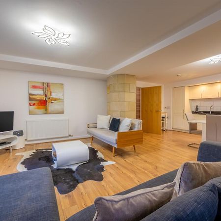 Ac19 Lower North Aisle - Luxury Self Catering 2 Bedroom Apartment フォート・オーガスタス エクステリア 写真