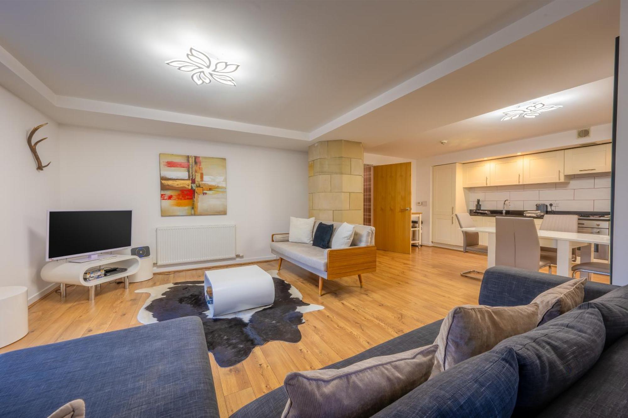 Ac19 Lower North Aisle - Luxury Self Catering 2 Bedroom Apartment フォート・オーガスタス エクステリア 写真